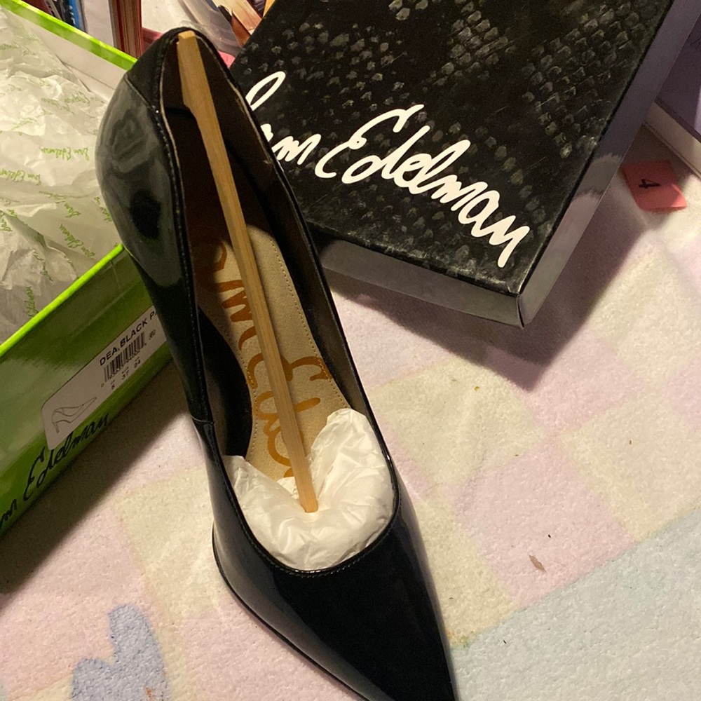 Patent Leather pumps